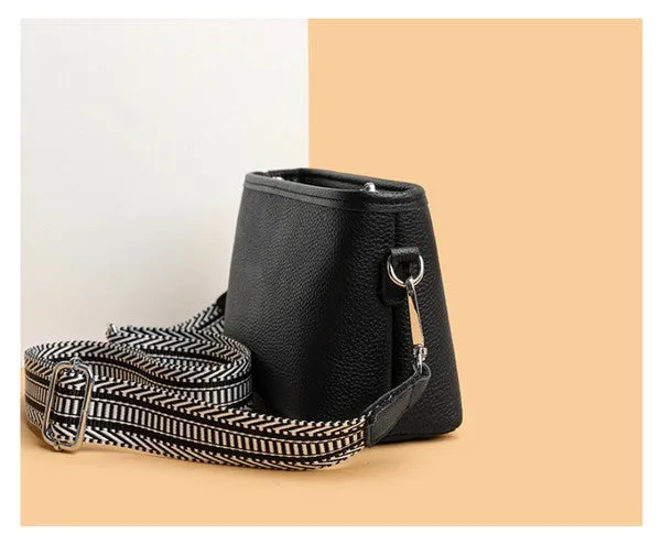 ARIA COMPACT CROSSBODY *GENUINE LEATHER*