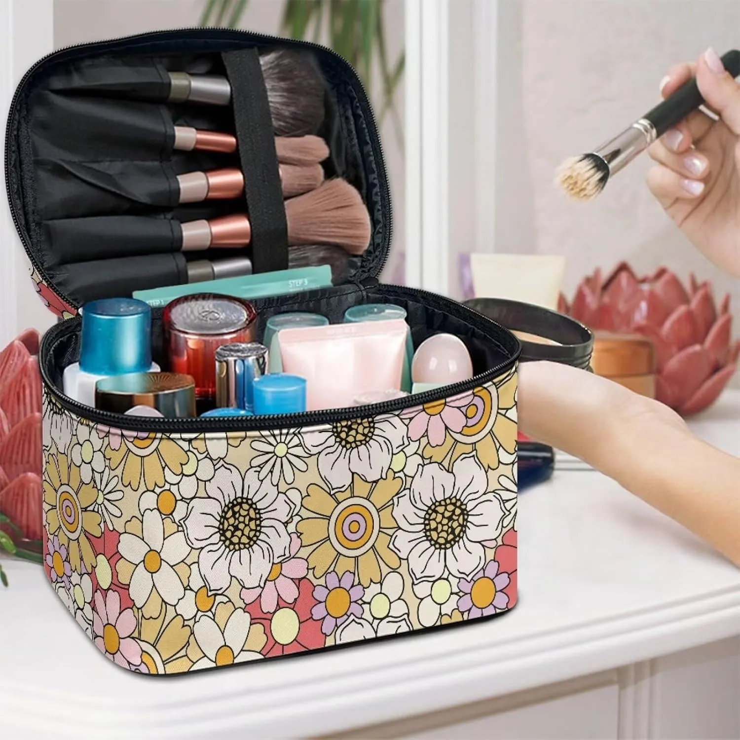 Big Floral Travel Cosmetic Cases Make Up Organizer Toiletry Bags Cute Makeup Bag Small Travel Cosmetic Bags for Women Teen Girls Unique Valentine's Day Birthday Gifts for Women