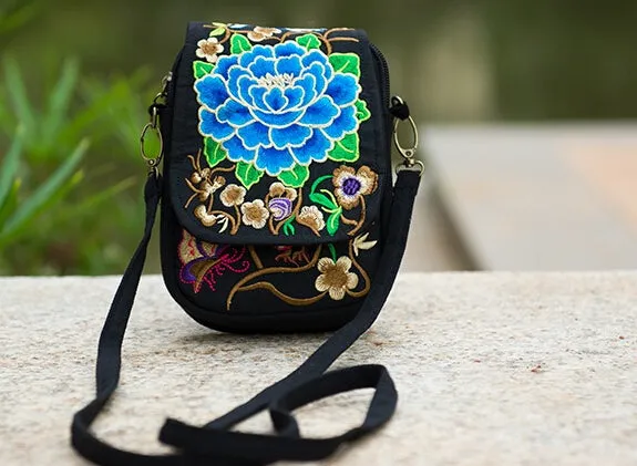 Boho Ethnic Embroidery Bag Vintage Embroidered Canvas Cover Shoulder Messenger Bags Women Small Coins Travel Beach Phone Purse