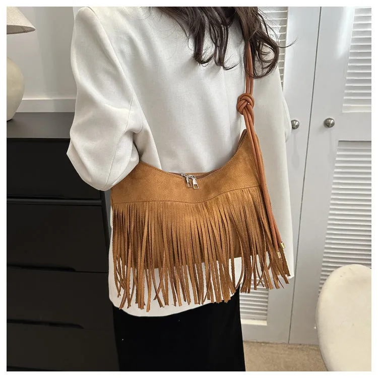 CL1248 - Bohemian Tassel Drop Handbag