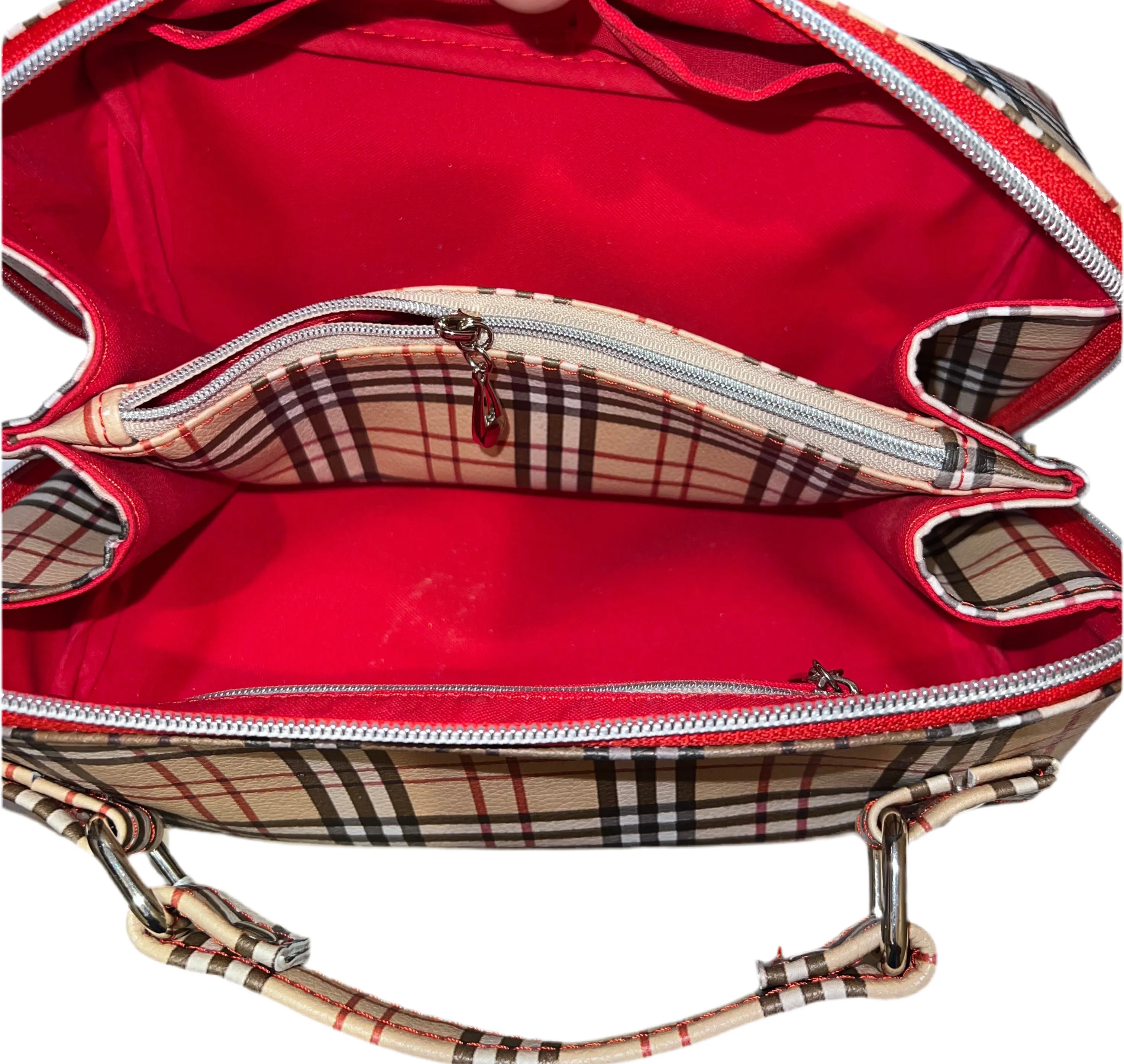 Cosmetic carry case