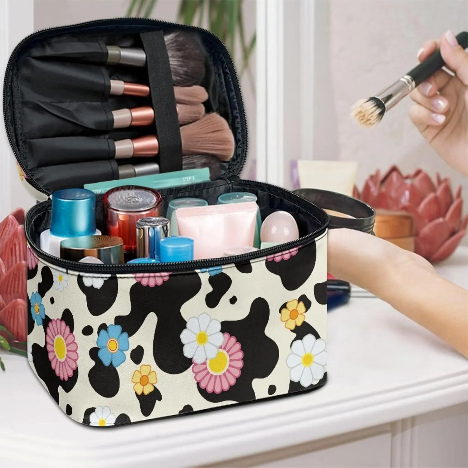 Cow Daisy Flower Makeup Cosmetic Bag for Women Girls Zipper Essentials Dorm Toiletries Accessories Wide Open Brushes Organizer Case with Handle Easy to Clean for Weekend Getaway, Vacation