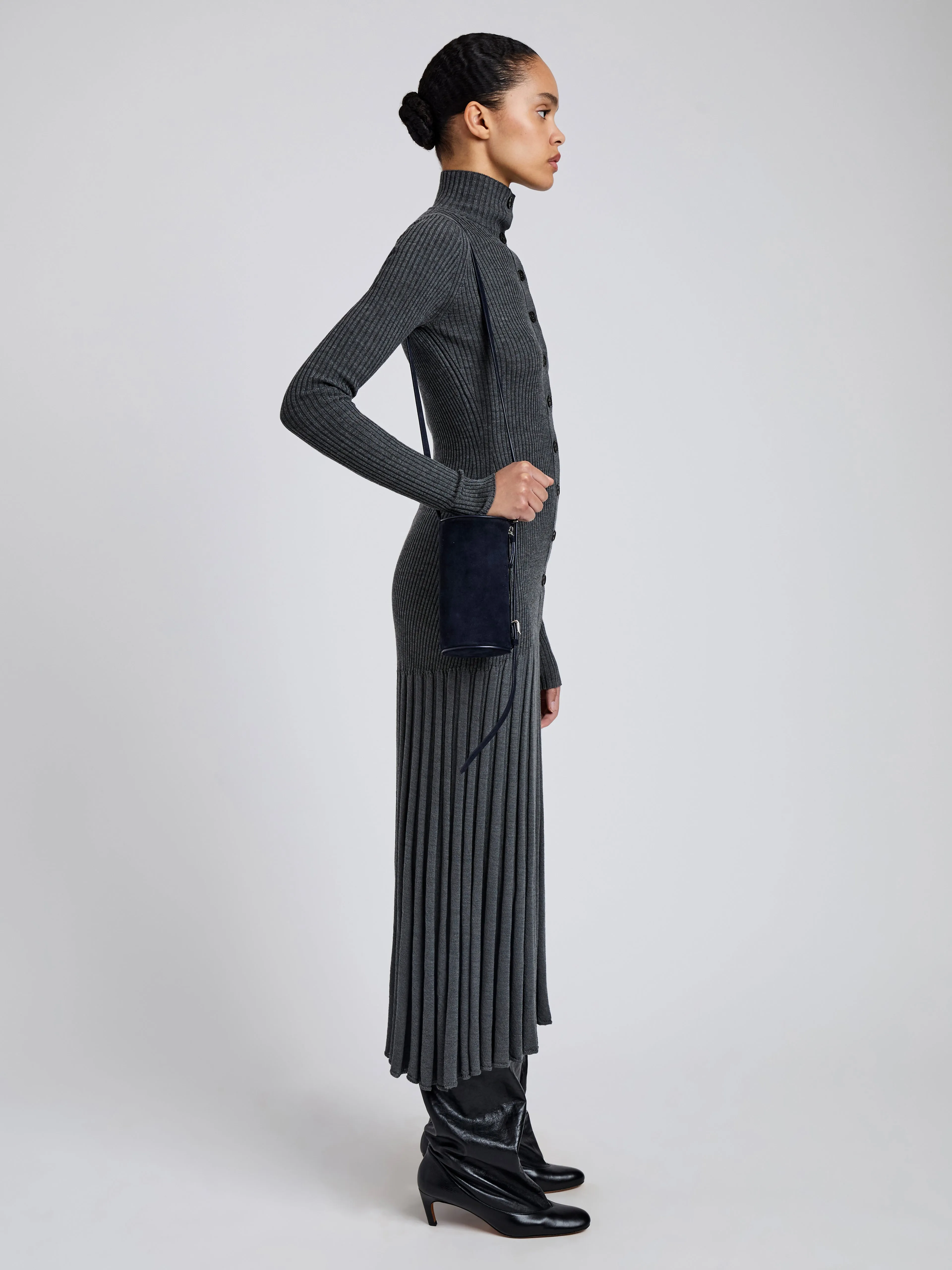 Crossbody Silo Bag in Suede