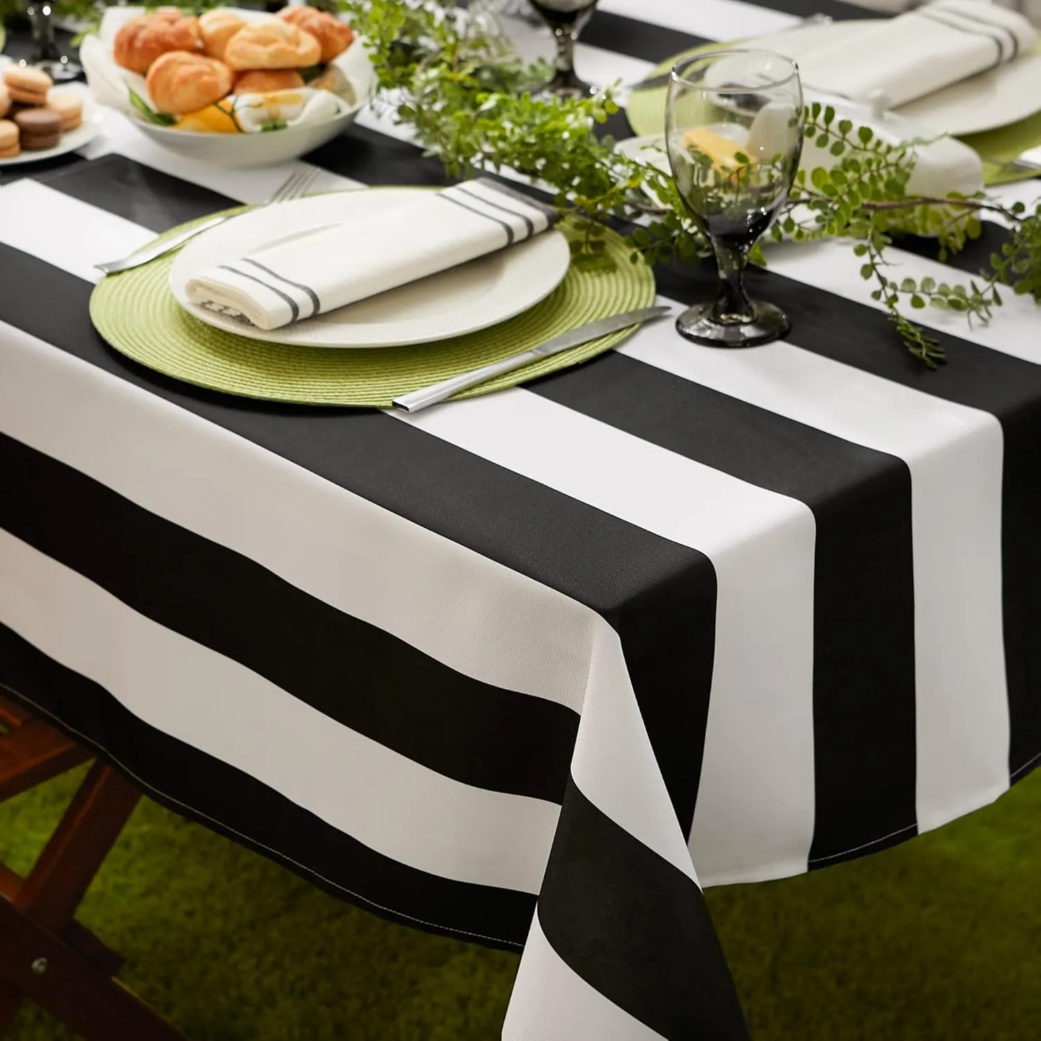 DII Cabana Stripe Outdoor Tabletop Collection, Stain/Wrinkle Resistant & Waterproof, 60" Round, Tablecloth, Black