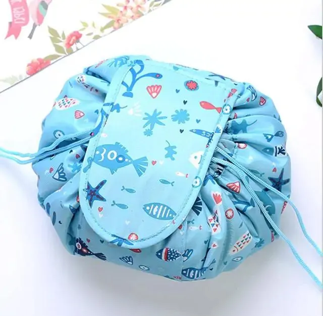 Easy Closing Cosmetic Bag