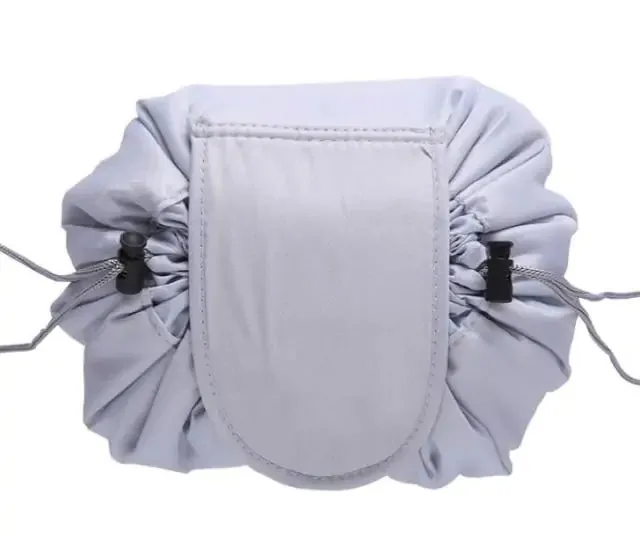 Easy Closing Cosmetic Bag