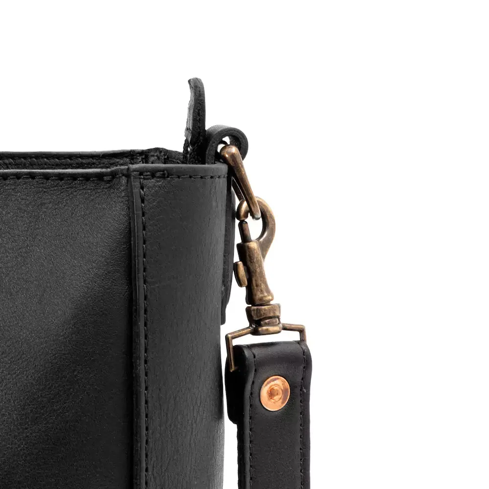 Ellington Leather Market Tote w/ Zippered Pouch by Mission Mercantile Leather Goods