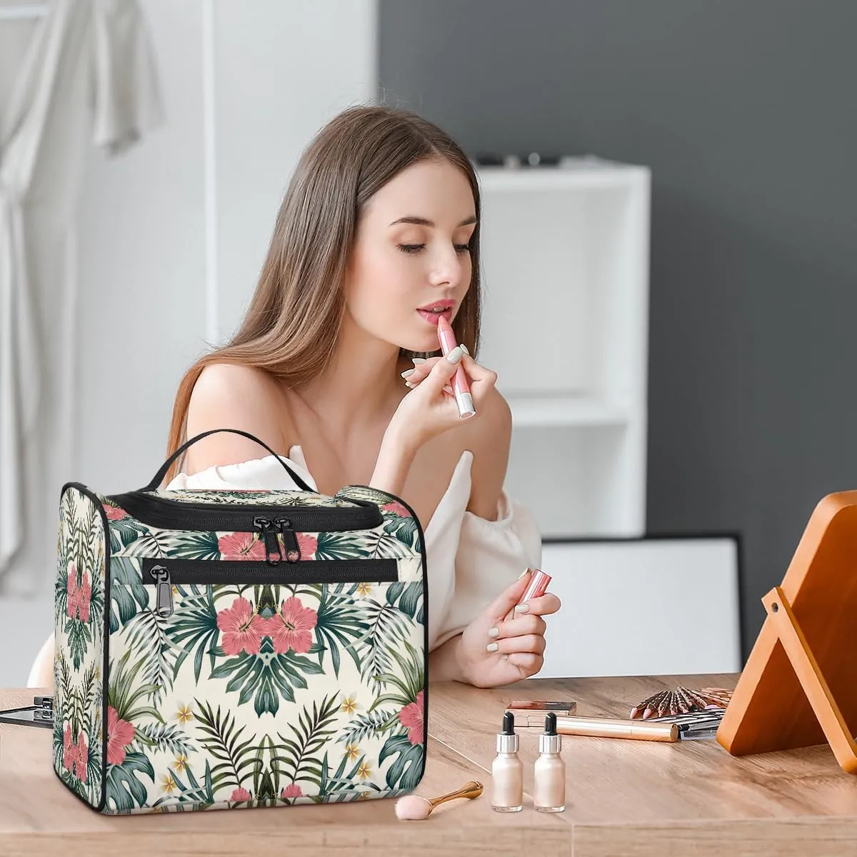 Green Palm Tropic Leaves Jungle Large Travel Toiletry Bag for Women, Travel Organizer for Toiletries, Waterproof Makeup Cosmetic Bag with Handle, Summer