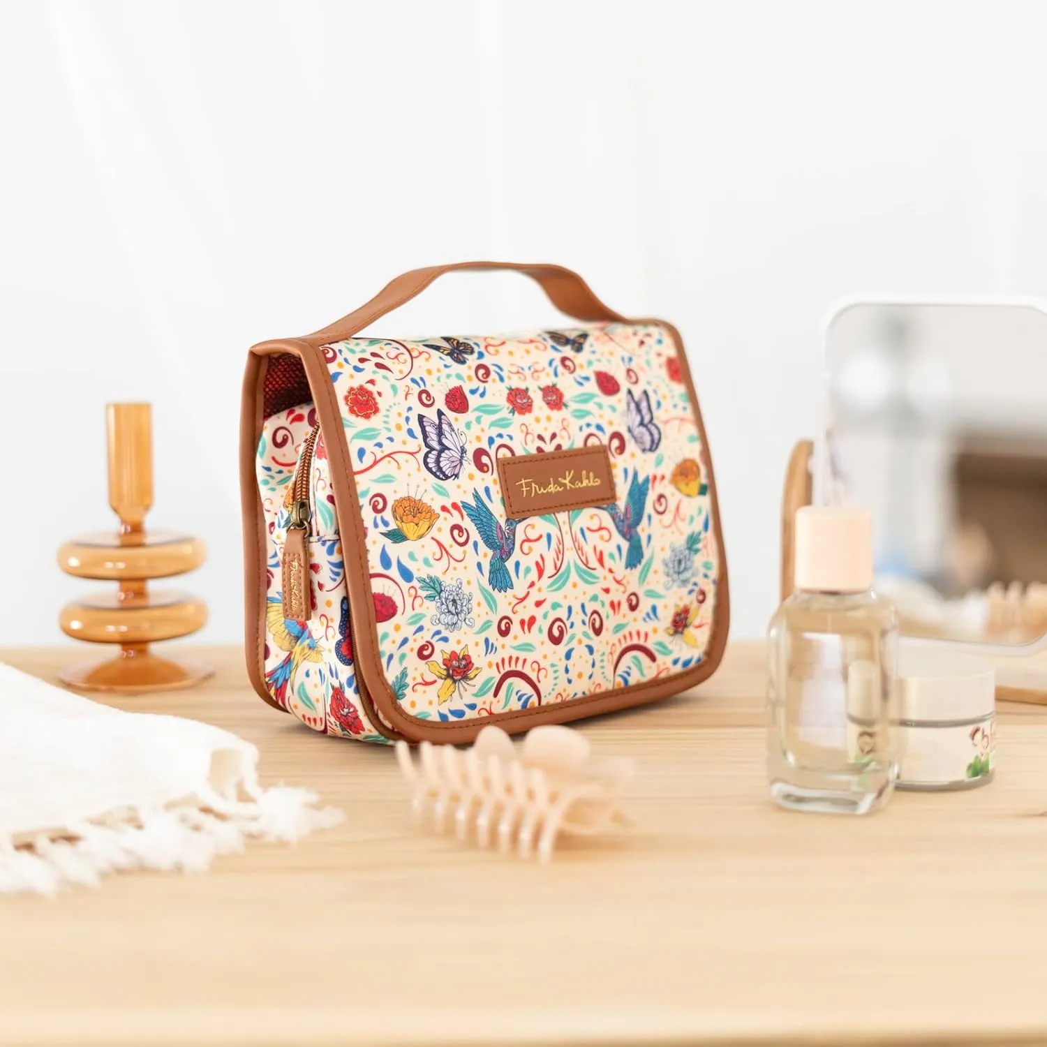 Grupo Erik Unisex's Hanging Toiletry Bag