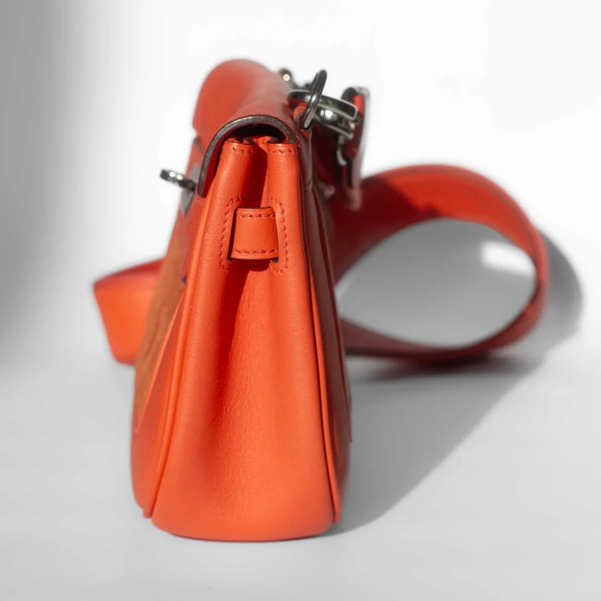 HERMÈS - BERLINE CROSSBODY BAG ORANGE LEATHER & SUEDE RUTHÉNIUM HARDWARE