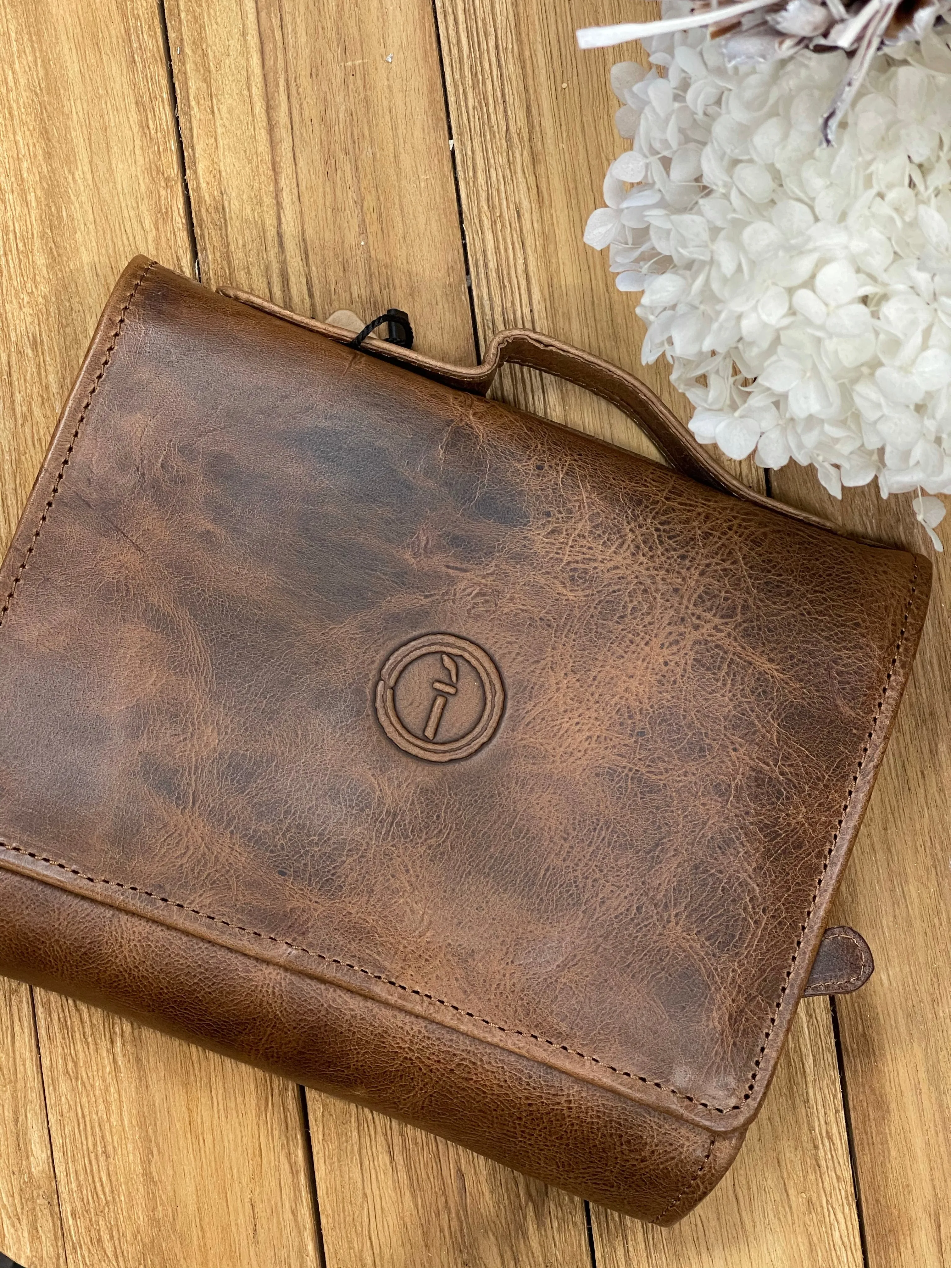 Indepal Rockliff toiletry bag