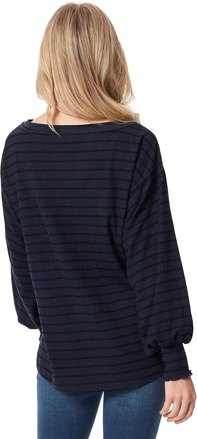 Jessica Simpson Womens Veera Solid Crewneck Blouse