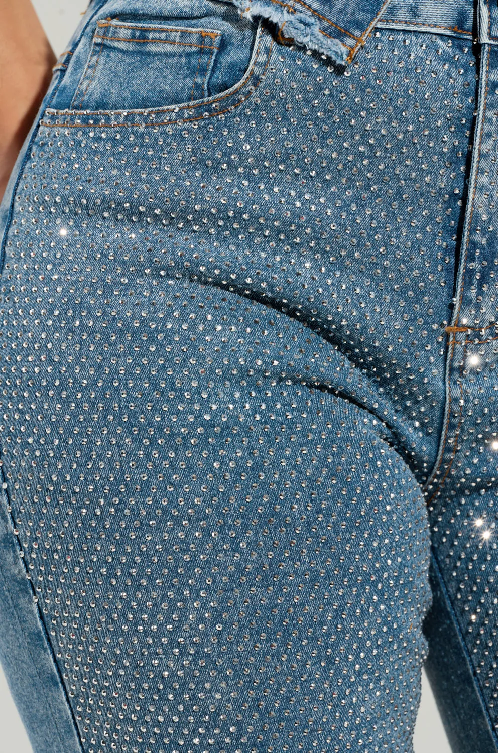 JOLIE RHINESTONE EMBELLISHED TAPERED JEAN