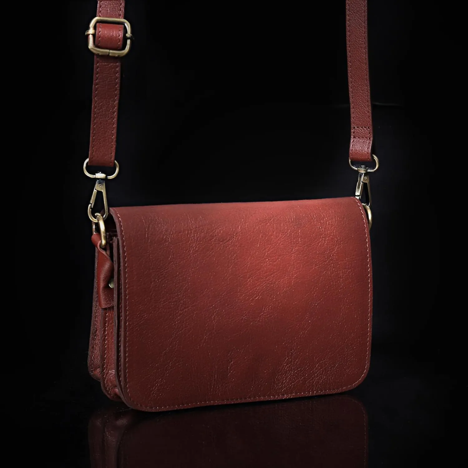 Leather Crossbody Bag for Women, Burgundy Leather, Adjustable Strap