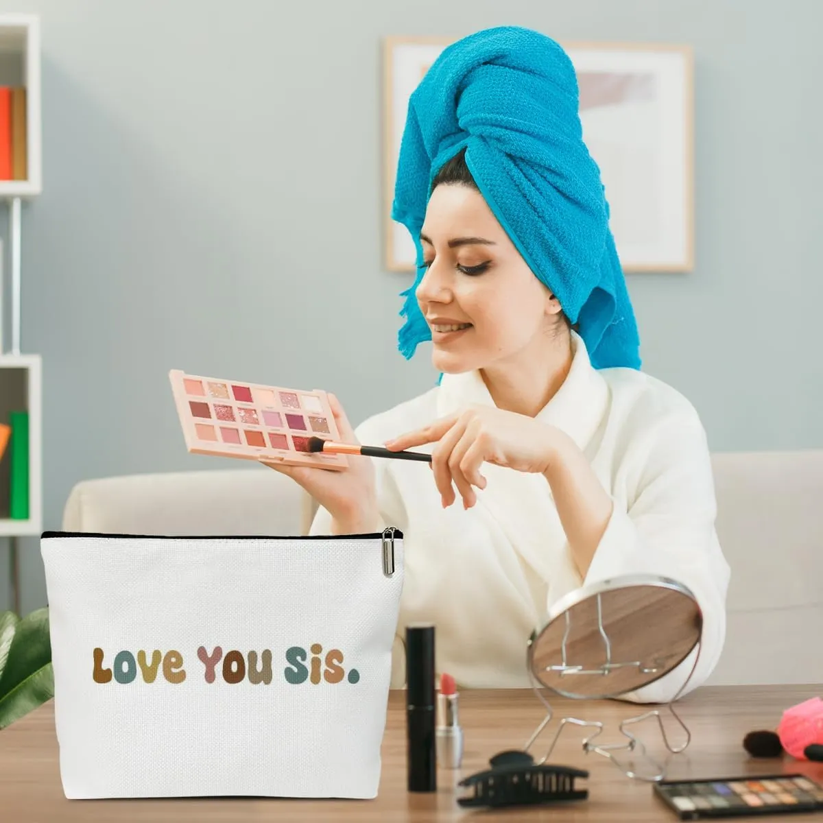Makeup Bag for Women Love You Sis, Sister Gifts from Sister, Friends Gift for Women Sister Besties Coworker Friendship Graduation Gift Toiletry Cosmetic Bag, Zipper Organizer Pouch -FS301