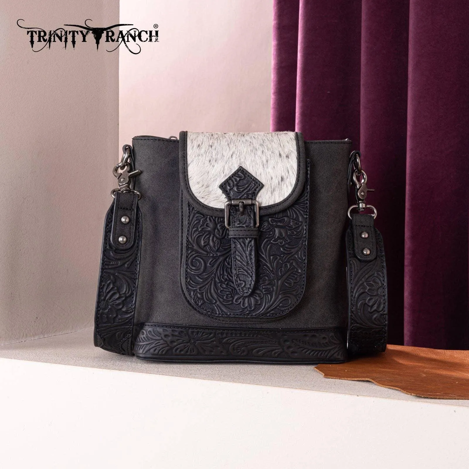 Montana West - TR185G-9360 Trinity Ranch Genuine Hair-On Cowhide Bag- Black