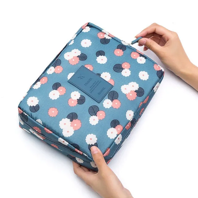Outdoor Girl Makeup Bag Women Cosmetic Bag Women Toiletries Organizer Waterproof Female Storage Make up Cases