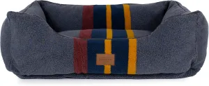 PENDLETON Vintage Camp Berber Kuddler Dog Bed - Lake, Large (36" w x 27" d x 10" h)