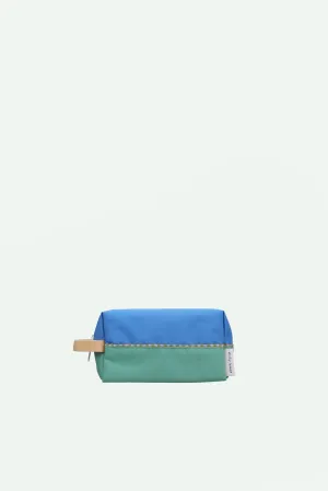 Toiletry bag | colourblocking | radar blue aquatic green