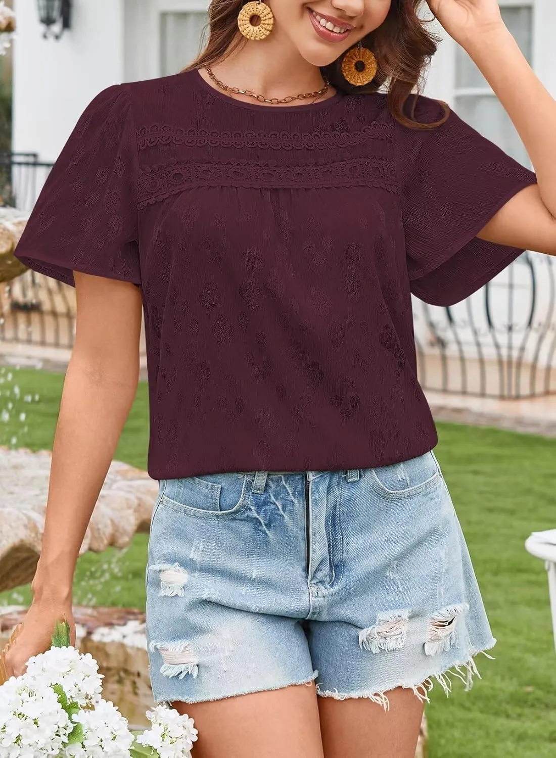 Tops for Women 2025 Boho Floral Blouses Short Puff Sleeve Shirts Summer Flowy Crew Neck Casual Peasant Lace Clothing