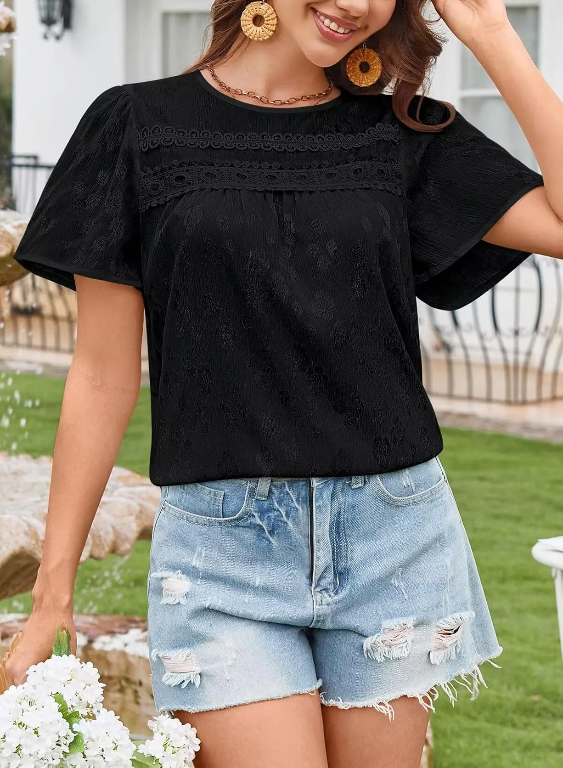 Tops for Women 2025 Boho Floral Blouses Short Puff Sleeve Shirts Summer Flowy Crew Neck Casual Peasant Lace Clothing