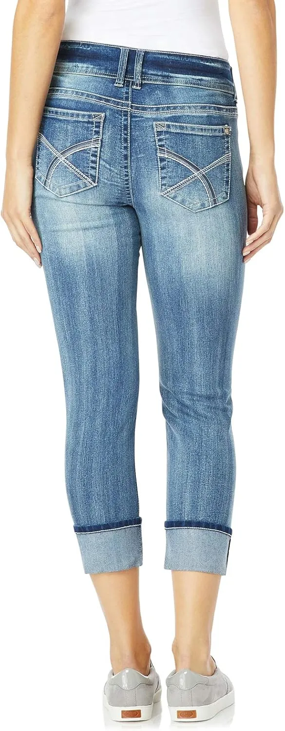 WallFlower Women's Luscious Curvy 23.5'' Crop Mid-Rise Insta Stretch Juniors (Standard and Plus)