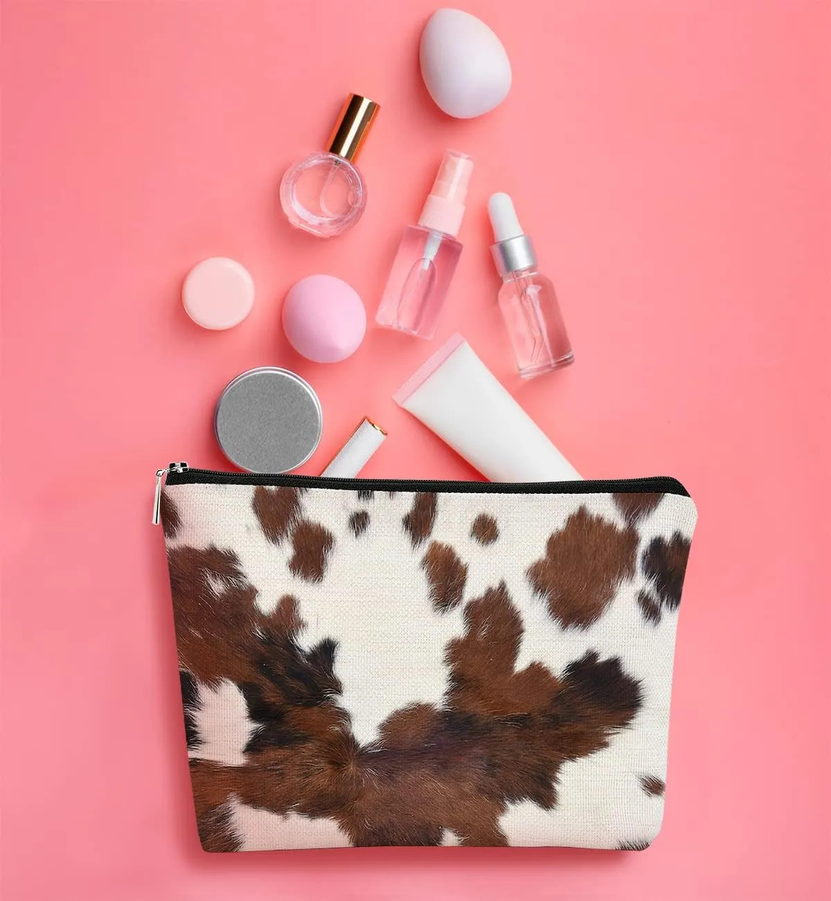 Western Cow Print Small Makeup Bag,Cowhide Pattern Cosmetic Bag Best Gift Idea for Cow Lovers Teen Girls Women, Western Accessories Birthday Christmas Day Gifts for Cow Mom Teen Girl Daughter Sister